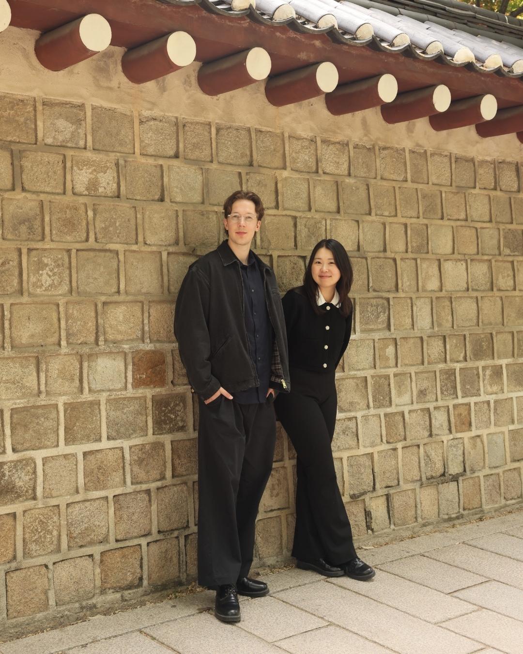 Julian und Imyeon, Koreanischlehrer:innen von einfachkoreanisch.de